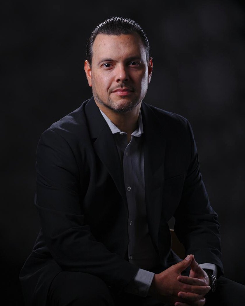 Dr. Mânlio Tasso em atendimento